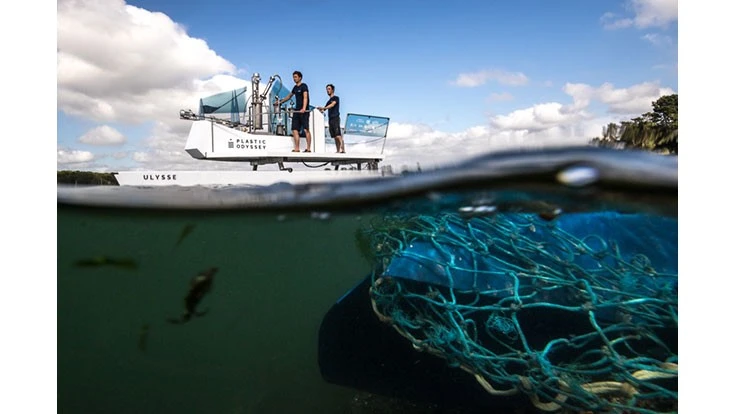 Clarins Group becomes official partner of the expedition fighting against ocean plastic pollution.