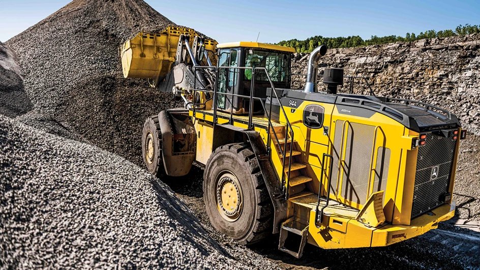 John Deere 944 X-Tier wheel loader